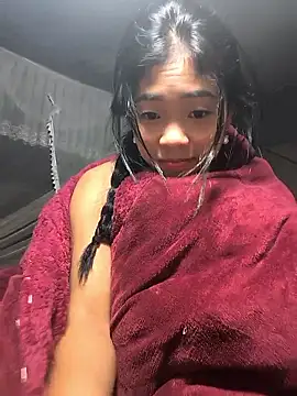 Snapshot of Lynly_k2 chatting on January 7, 2026, 2:05 am Lynly k2 online show from January 7, 2026, 2:05 am