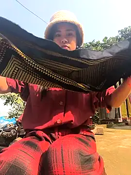 Snapshot of Lynly_k2 chatting on January 12, 2026, 3:57 am Lynly k2 online show from January 12, 2026, 3:57 am