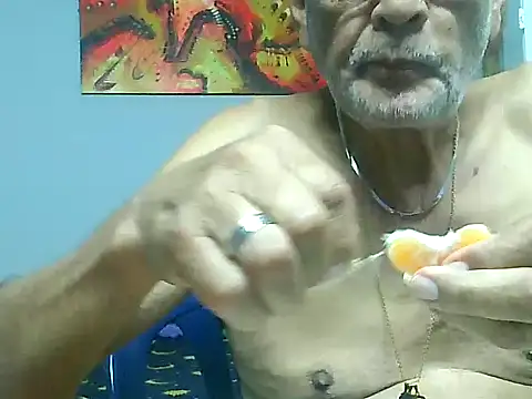 dirtysluttyfist online show from November 24, 2025, 6:19 pm