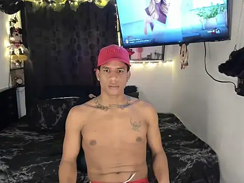 JUANBIGCOCK21CM online show from July 10, 2026, 1:44 pm