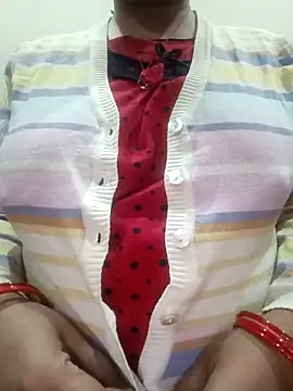 NEETU34 online show from November 28, 2025, 4:23 am