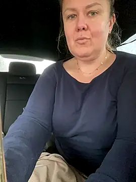 Snapshot of AvaWonderland chatting on November 17, 2025, 12:53 pm AvaWonderland online show from November 17, 2025, 12:53 pm