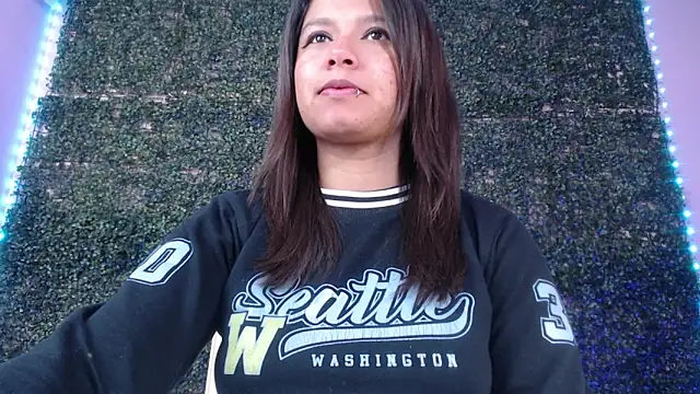 Snapshot of evybubbles chatting on March 15, 2026, 11:50 am evybubbles online show from March 15, 2026, 11:50 am