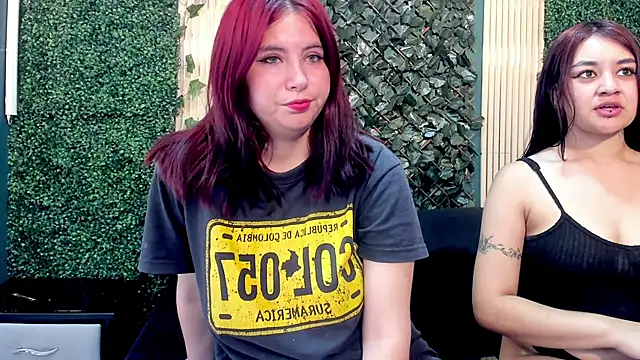 Lucy and Karoline online show from November 20, 2025, 1:01 pm