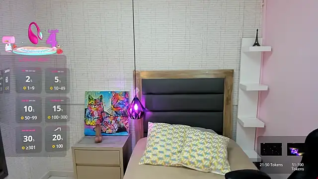 IRENNEBLAZER online show from February 12, 2026, 12:38 pm