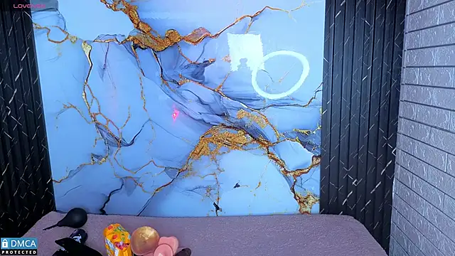 sofia sstonee  online show from February 4, 2026, 11:16 am