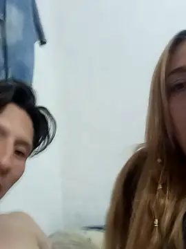 Snapshot of xXAndreyAndMariaXx chatting on November 10, 2025, 11:15 am xXAndreyAndMariaXx online show from November 10, 2025, 11:15 am