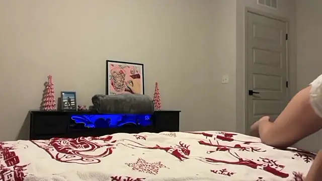 Snapshot of RosieCheeks_ chatting on November 8, 2025, 2:26 am RosieCheeks online show from November 8, 2025, 2:26 am