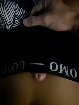 cazzoficasposati online show from November 19, 2025, 9:37 pm