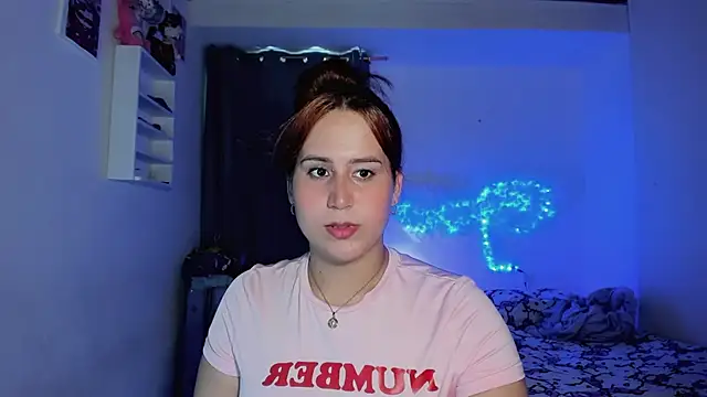 Snapshot of Sofiababyy chatting on July 17, 2026, 6:16 pm Sofiababyy online show from July 17, 2026, 6:16 pm