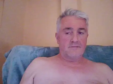 Cumlover5534 online show from April 1, 2026, 3:31 pm