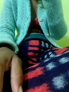 Hot cutmina11 online show from December 3, 2025, 11:36 pm