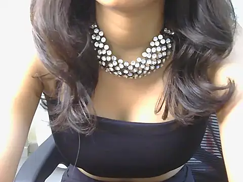 Your queen 68 online show from November 12, 2025, 6:17 am