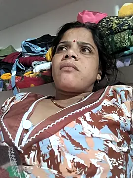 Hot suini online show from March 12, 2026, 8:07 am