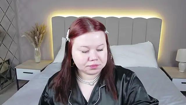 EvaNova  online show from April 4, 2026, 10:44 am