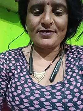 Quin love143 online show from August 7, 2026, 8:42 am