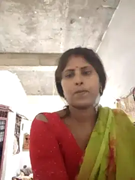 Snapshot of Maya_mohni chatting on May 3, 2026, 3:44 am Maya mohni online show from May 3, 2026, 3:44 am