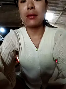 Lyla john online show from March 2, 2026, 4:57 am