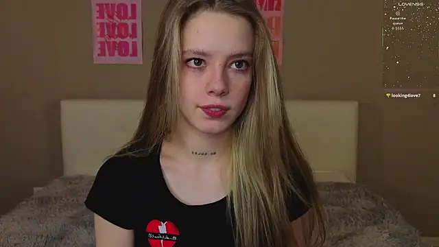 TiffinyMergist online show from February 8, 2026, 6:38 pm