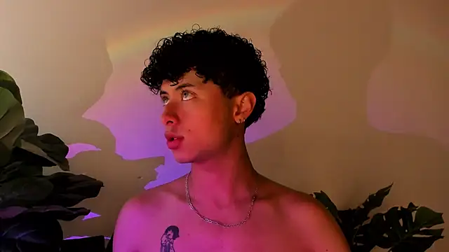 Noah dupont  online show from November 10, 2025, 11:48 am