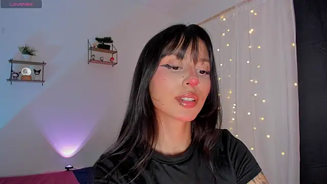 Snapshot of Tamara_Aluna_ chatting on July 25, 2026, 7:53 pm Tamara Aluna online show from July 25, 2026, 7:53 pm