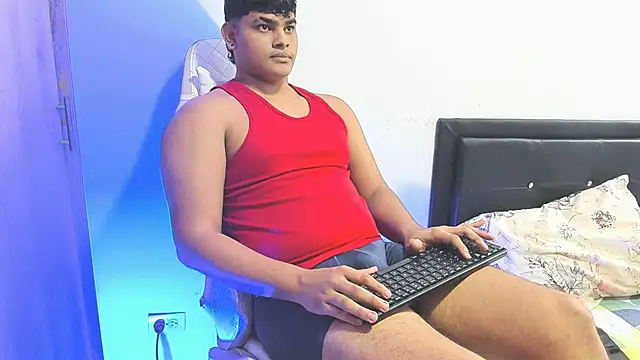 Snapshot of james_smithx chatting on November 14, 2025, 9:51 pm james smithx online show from November 14, 2025, 9:51 pm