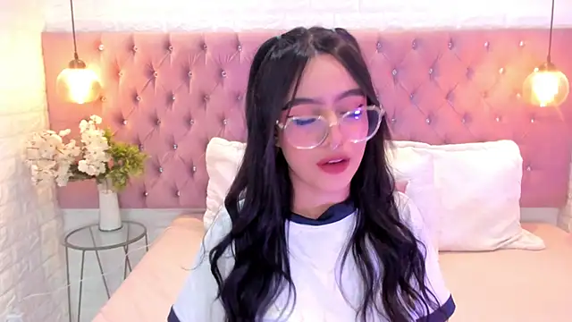 miel 18 online show from May 28, 2026, 3:58 am