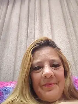 karlaanqui1 online show from June 8, 2026, 11:22 am