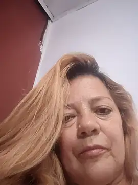 karlaanqui1 online show from June 11, 2026, 10:12 am
