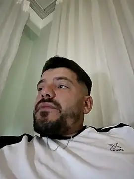 Snapshot of Cekiyorum__Gulumse chatting on November 9, 2025, 6:23 pm Cekiyorum Gulumse online show from November 9, 2025, 6:23 pm