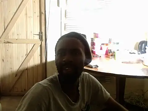 HUGEYOUNGBBC online show from November 10, 2025, 10:15 pm