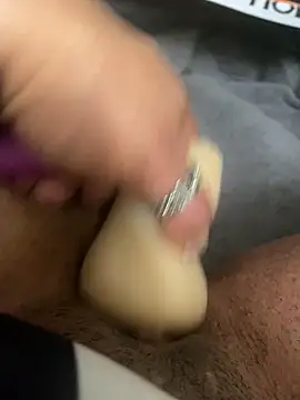 Snapshot of juicythickclit69 chatting on November 16, 2025, 5:12 am juicythickclit69 online show from November 16, 2025, 5:12 am