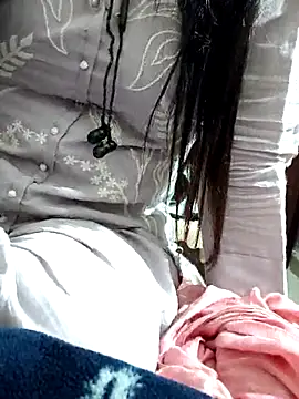 Snapshot of Mamta_185 chatting on November 13, 2025, 6:12 pm Mamta 185 online show from November 13, 2025, 6:12 pm