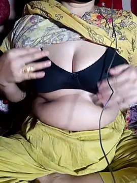 Snapshot of HotGirl23231 chatting on July 15, 2026, 8:27 pm HotGirl23231 online show from July 15, 2026, 8:27 pm