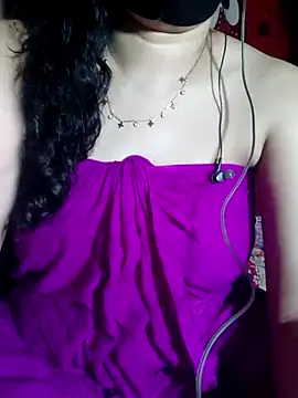Snapshot of HotGirl23231 chatting on July 14, 2026, 8:48 pm HotGirl23231 online show from July 14, 2026, 8:48 pm