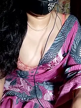 HotGirl23231 online show from May 21, 2026, 5:43 pm