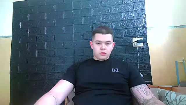 Snapshot of CuteButNaughty_ chatting on February 15, 2026, 12:59 pm CuteButNaughty online show from February 15, 2026, 12:59 pm