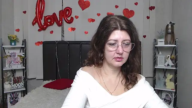 RoseHille online show from March 22, 2026, 6:15 am