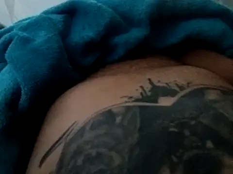 ZA202 online show from November 10, 2025, 12:43 pm