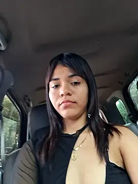 Snapshot of Skinny_Wet chatting on November 11, 2025, 8:14 pm Skinny Wet online show from November 11, 2025, 8:14 pm