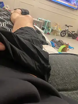 Kinkycouple142 online show from March 13, 2026, 7:41 pm