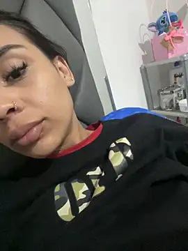 Snapshot of BootedMist chatting on November 26, 2025, 4:23 am BootedMist online show from November 26, 2025, 4:23 am