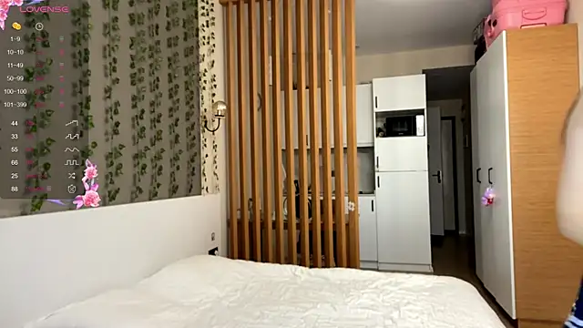 Princess Darknow online show from December 23, 2025, 8:02 am