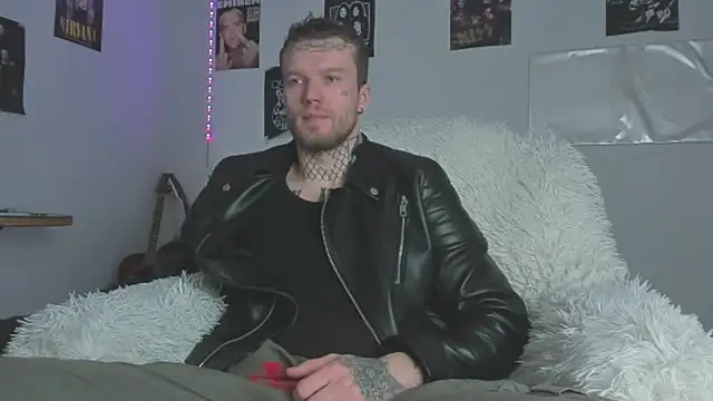 Huntall77 online show from March 28, 2026, 4:46 am