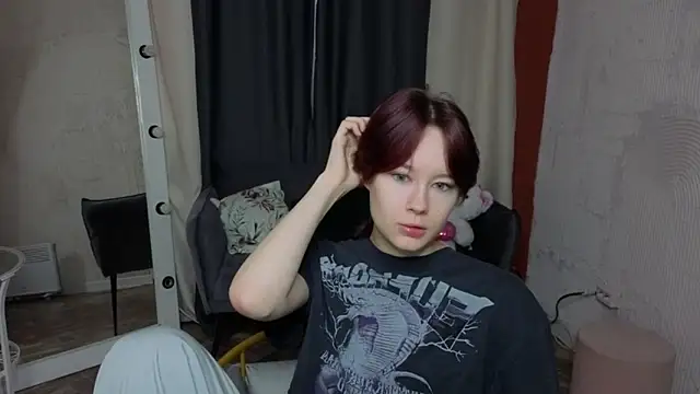 Annie Way online show from February 3, 2026, 4:54 am