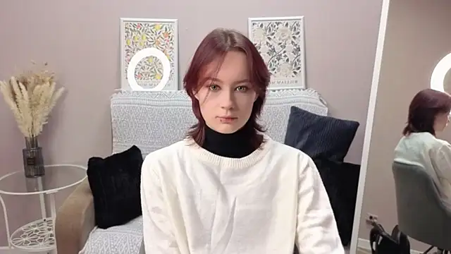 Snapshot of Annie_Way chatting on November 12, 2025, 7:34 am Annie Way online show from November 12, 2025, 7:34 am