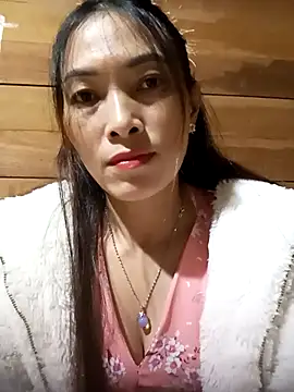 Snapshot of Soursop-op chatting on November 14, 2025, 1:37 pm Soursop-op online show from November 14, 2025, 1:37 pm