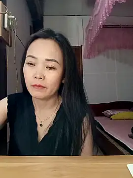 Snapshot of Feeling-hot chatting on February 4, 2026, 2:56 pm Feeling-hot online show from February 4, 2026, 2:56 pm