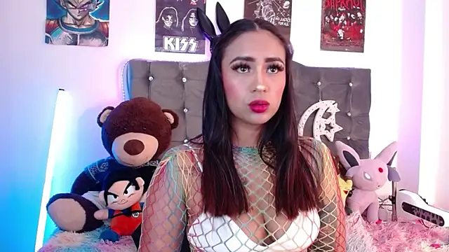 lunabritton1 online show from February 25, 2026, 3:29 am