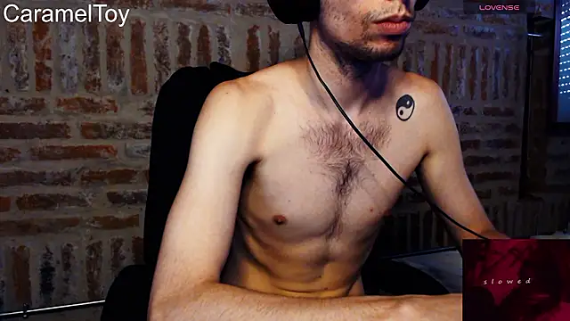 CaramelToy online show from February 22, 2026, 7:48 pm